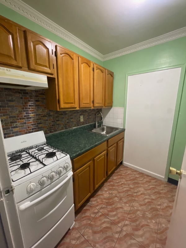 Foto del edificio - 1239 E 54th St