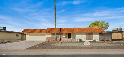 Building Photo - 11022 W Boswell Blvd