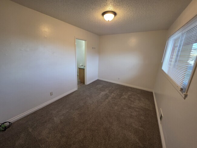 Foto del edificio - 545 N 25th St