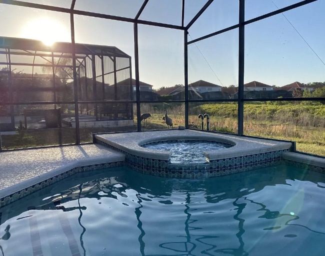 Building Photo - 216 Viola Dr