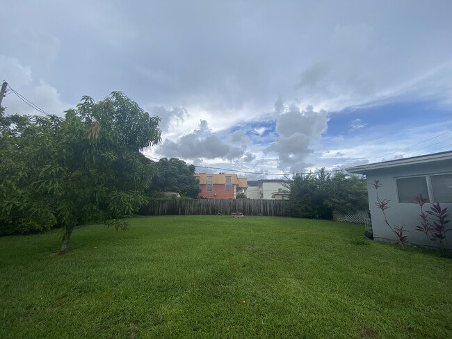 Backyard (not fenced in) - 5823 NW 37th St