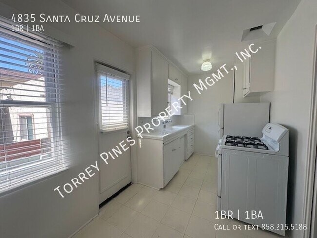 Foto del edificio - 4835 Santa Cruz Ave