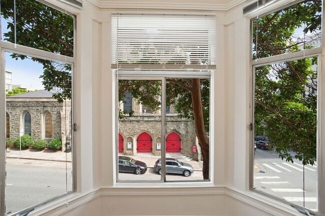 Foto del edificio - 1615 Gough St