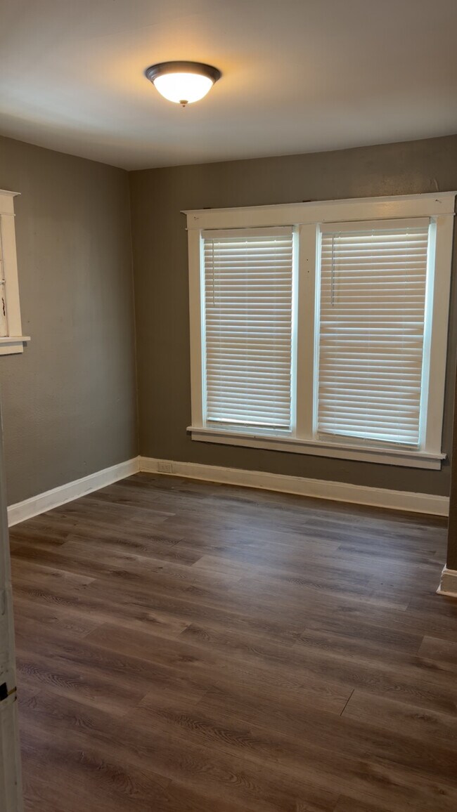Dormitorio - 1335 Gregan Pl