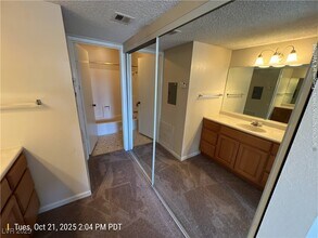 Building Photo - 4360 Gannet Cir