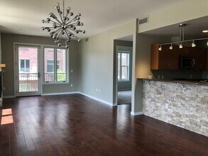 Building Photo - 3601 Arapahoe Ave