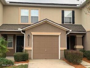 Building Photo - 1500 Calming Water Dr