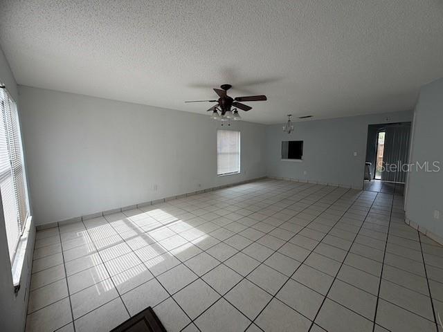 Foto del edificio - 1610 Little River Dr