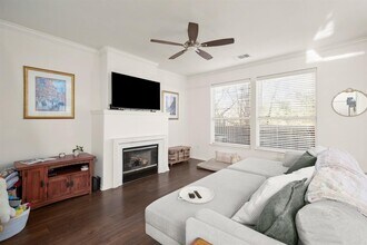 Building Photo - 4620 W William Cannon Dr