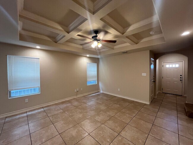 Foto del edificio - 6012 Jax Wy