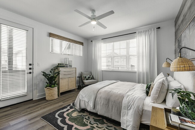 Escalon Townhomes apartments — community photo - Escalon Townhomes