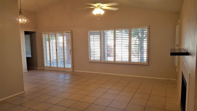 Foto del edificio - 16610 S 32nd Pl