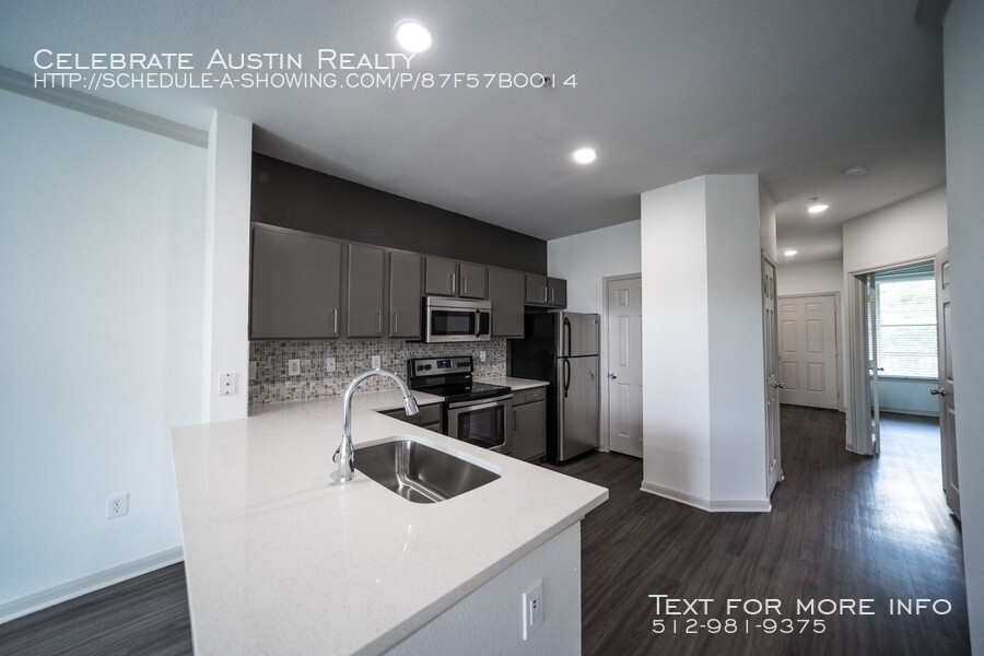 Primary Photo - South Congress Living