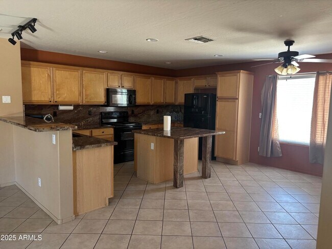 Building Photo - 22255 Bishop Dr