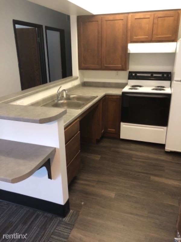 Building Photo - 2 br, 1 bath Apartment - 2370 Bell Ave