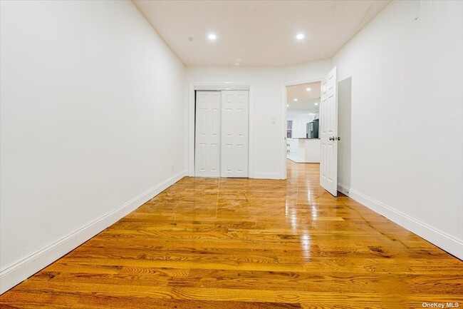 Foto del edificio - 1218 E 84th St