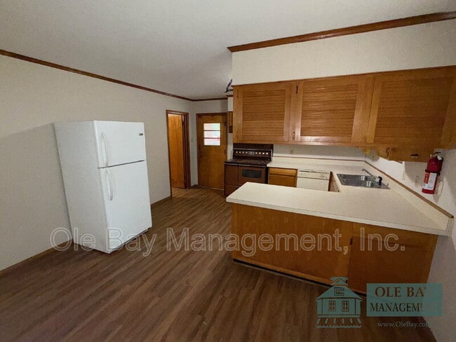 Building Photo - 2508 W Daniels Rd