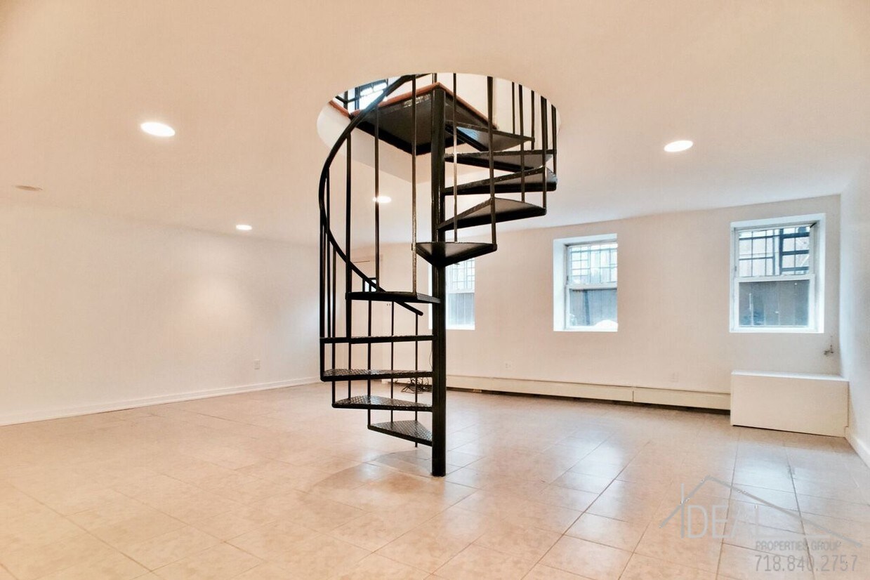 Foto principal - 181 12th St