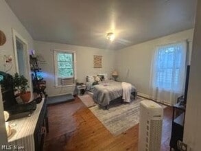 Building Photo - 740 Friendship Dr
