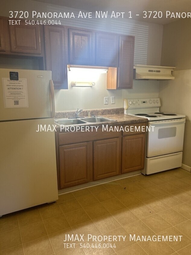 Primary Photo - This property has a no security deposit op...