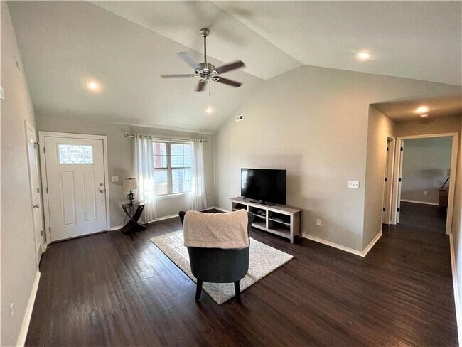 Foto del edificio - Beautiful Home In Bella Vista!