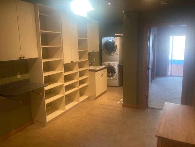 Foto del edificio - 923 Leyden St