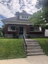 Building Photo - 5159 N Park Ave