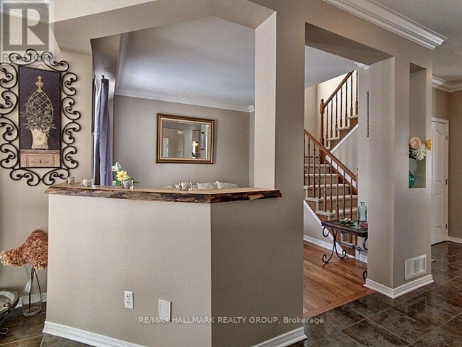 Building Photo - 214 Pendra Way