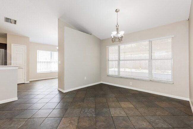 Foto del edificio - 4806 Limerick Dr
