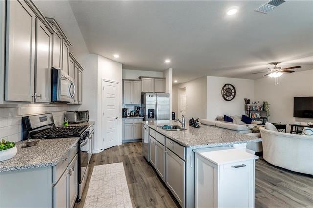 Foto del edificio - 9809 Gooseneck Dr