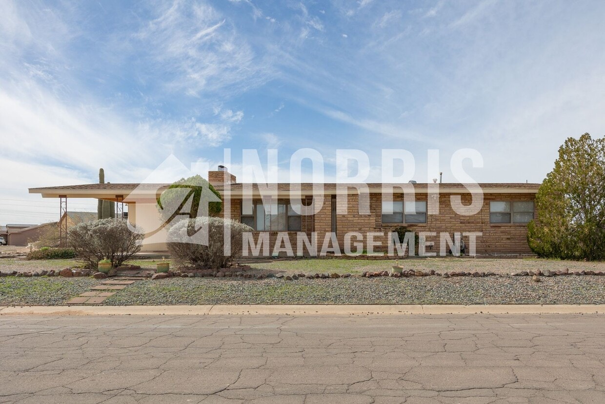 Primary Photo - NO HOA, Brick Home and Located in Arizona City