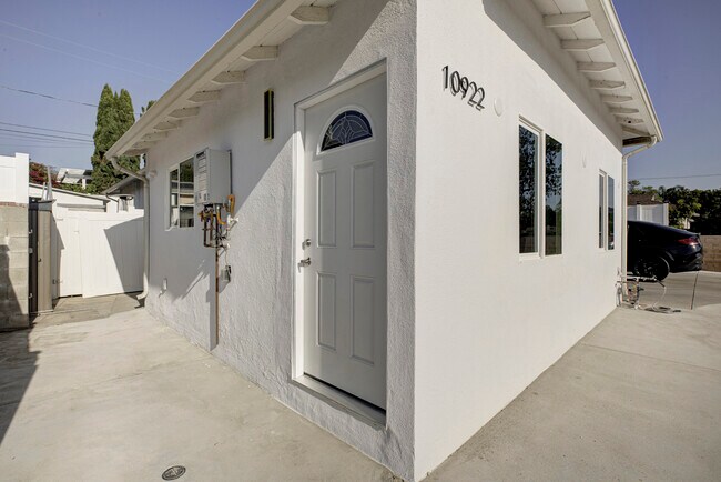 Foto del edificio - 10920 Nassau Ave