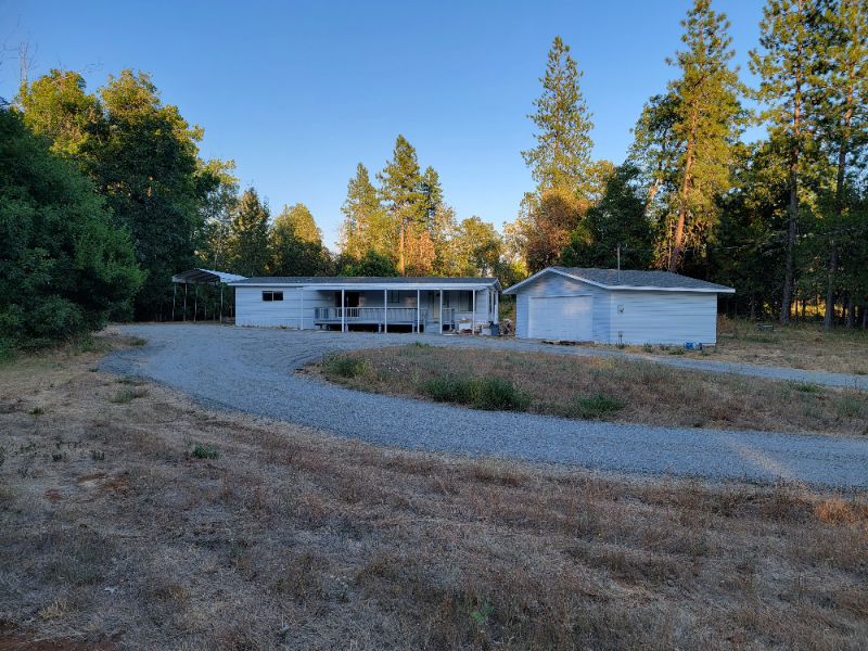 Primary Photo - 105 Hummingbird Rd