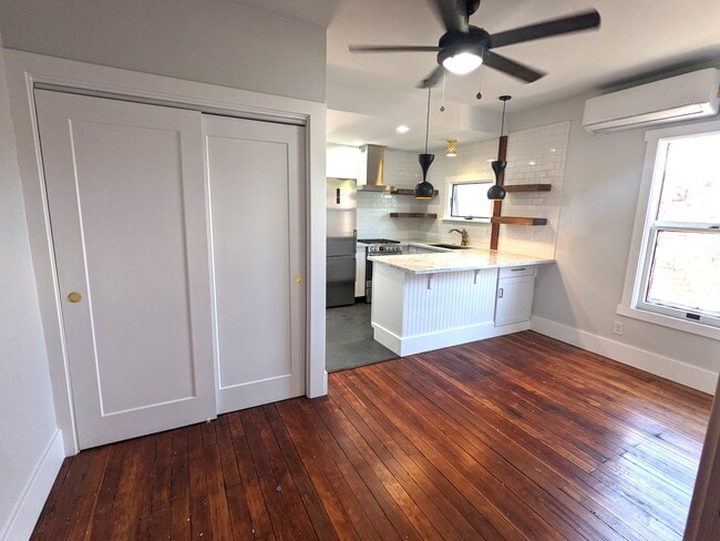 sala de estar/cocina - 3554 4th Ave