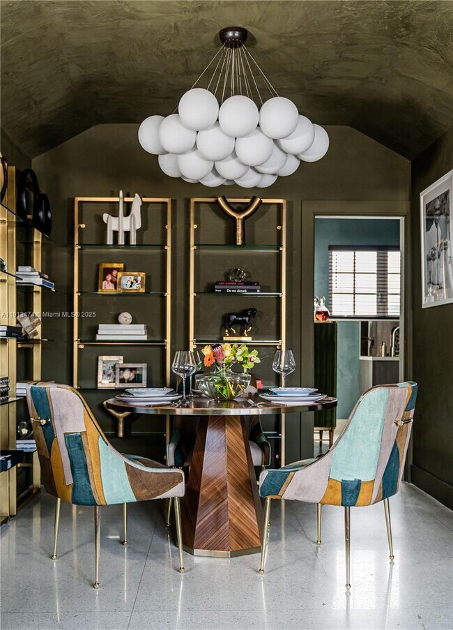 Foto del edificio - 1601 Jefferson Ave