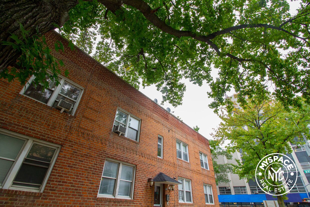 Primary Photo - 667 Brooklyn Ave