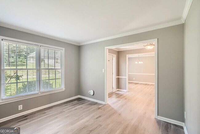 Building Photo - 3020 Royal Creek Way SW