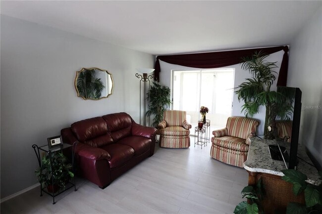 Building Photo - 2083 Canal Dr