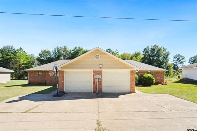 Primary Photo - 17176 Pintail Dr