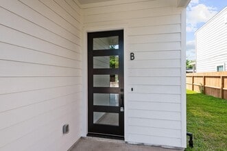 Building Photo - 969 Reverend B J Lewis Dr
