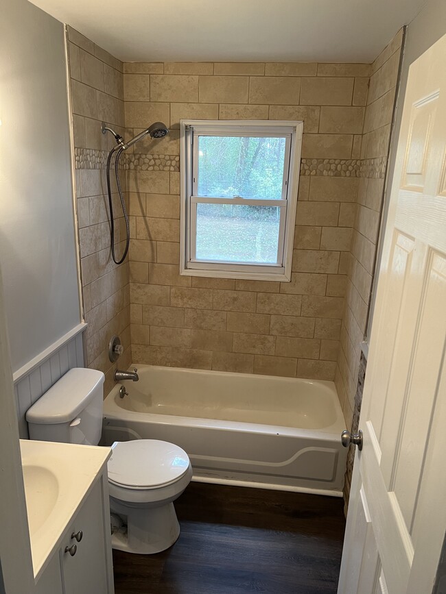 Foto del edificio - 3158 New Lynnview Dr
