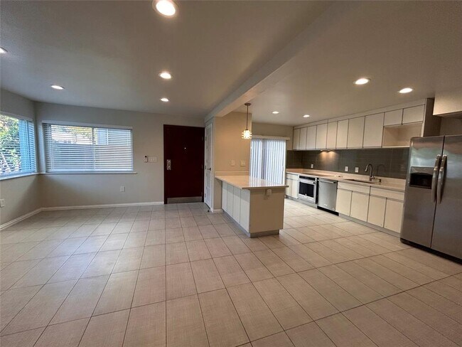 Foto del edificio - 8922 Trone Cir