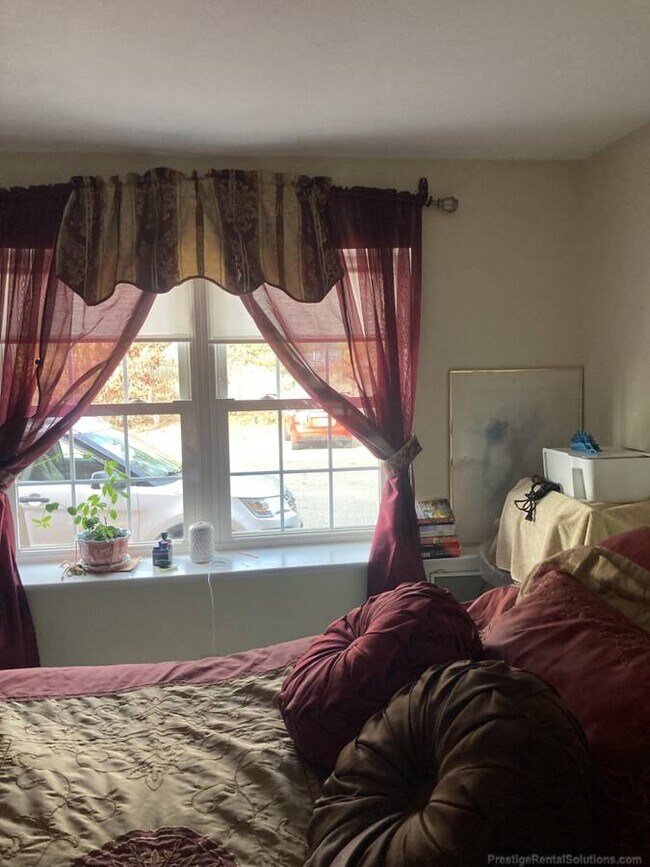 740 Central St Unit 3, Leominster, MA 01453 Condo for Rent in