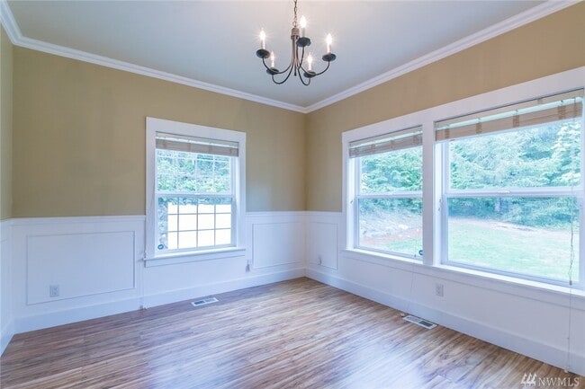 Foto del edificio - 16619 249th St E