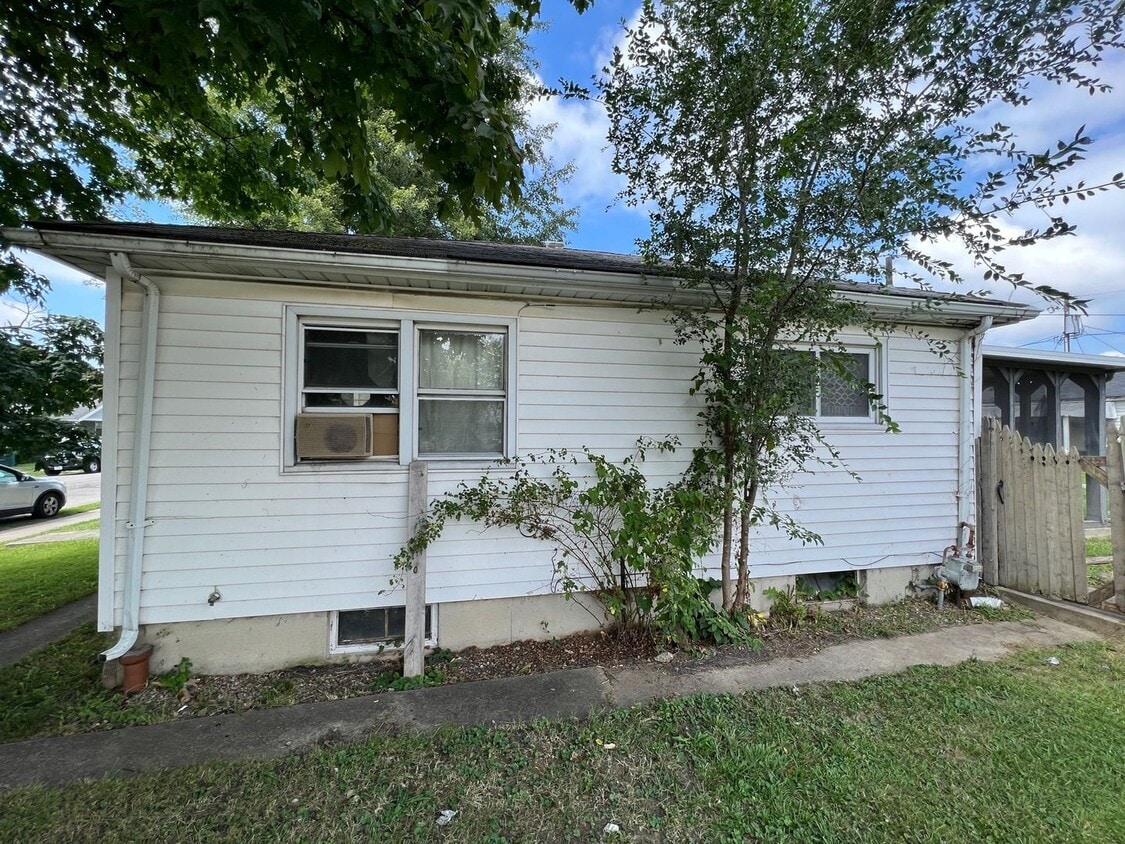 Building Photo - Pet-friendly 2BR/1BA Home for Rent!