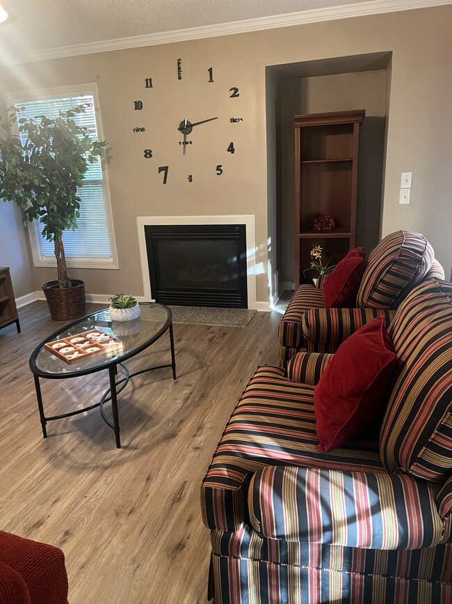 Photo - 407 Elmhurst Ave House