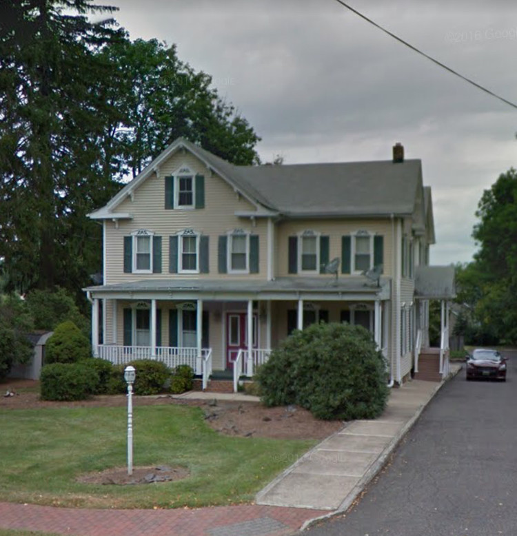 Primary Photo - 275 Main St