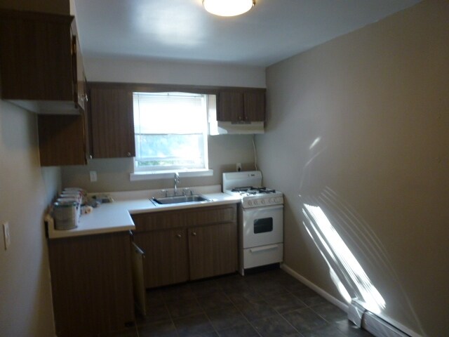 Foto del edificio - Dudley Gardens-East