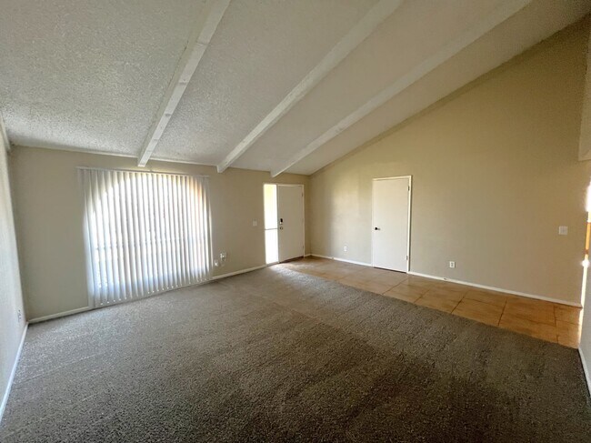 Building Photo - 708 N San Jose Cir