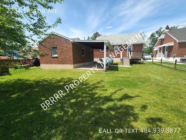 Building Photo - 2234 Easton Ave